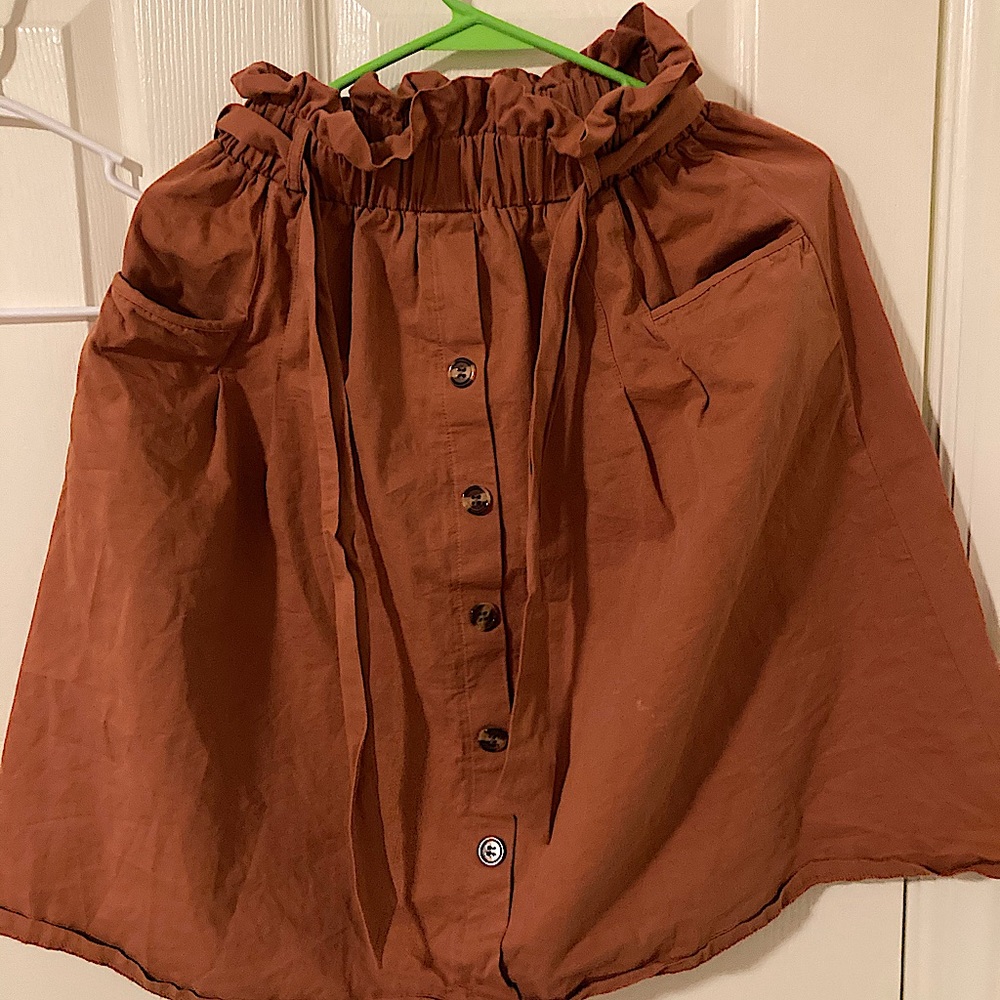 Brown skirt
